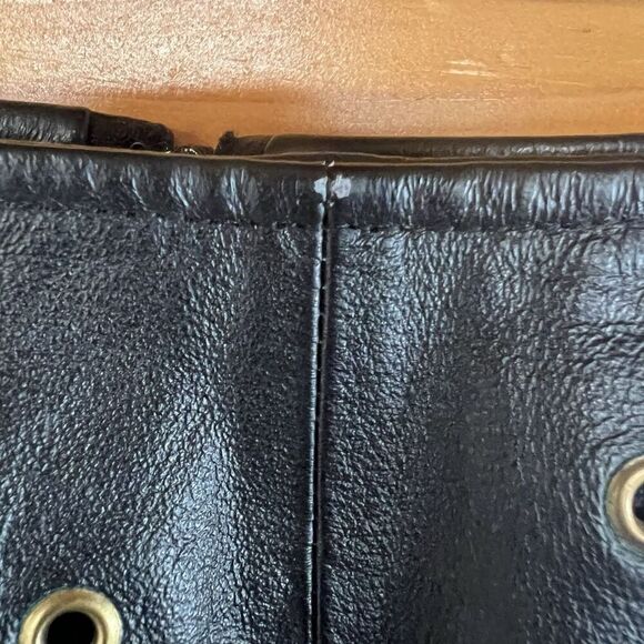 VTG Newport News Easy Style Women's Black L 100% Leather Studded Skirt. Size 10 - Picture 6 of 7